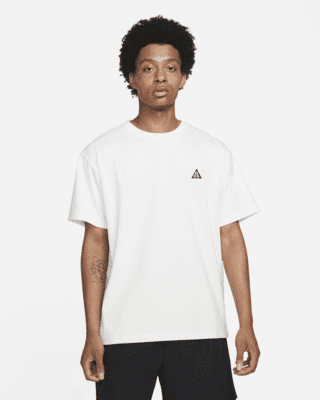 Nike ACG Men s T Shirt. Nike CA